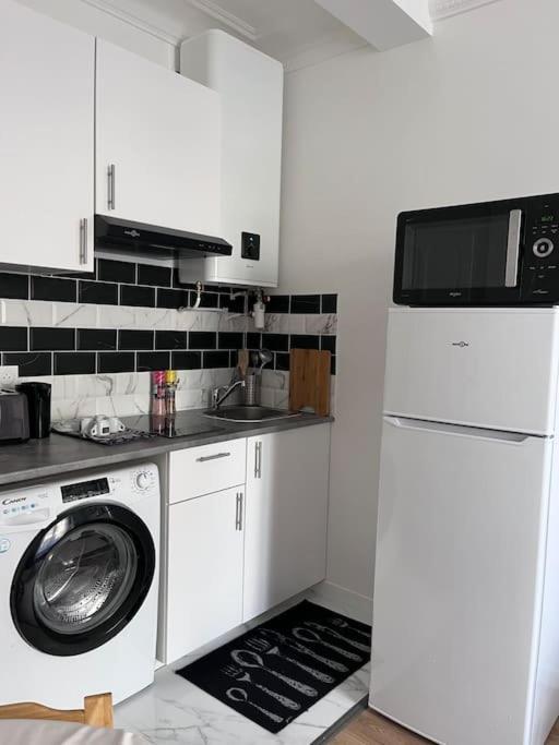 Appartement T2 Aux Portes De Paris Asnières Exteriér fotografie
