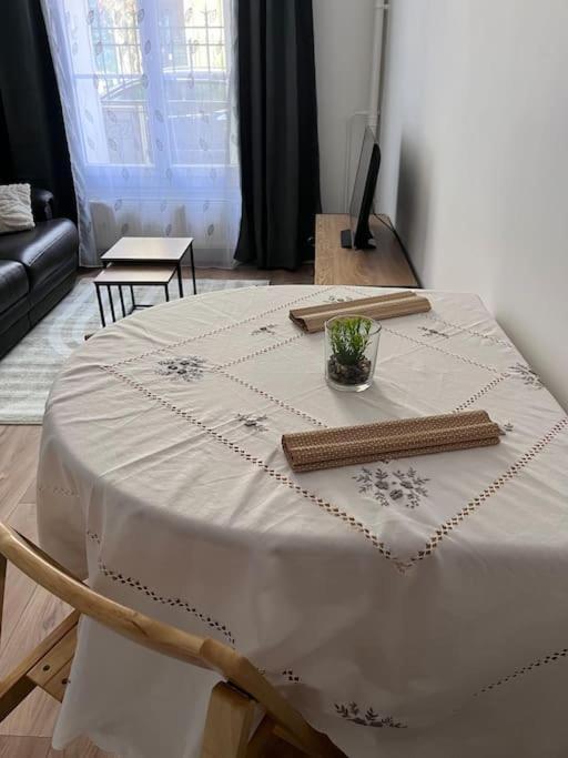 Appartement T2 Aux Portes De Paris Asnières Exteriér fotografie